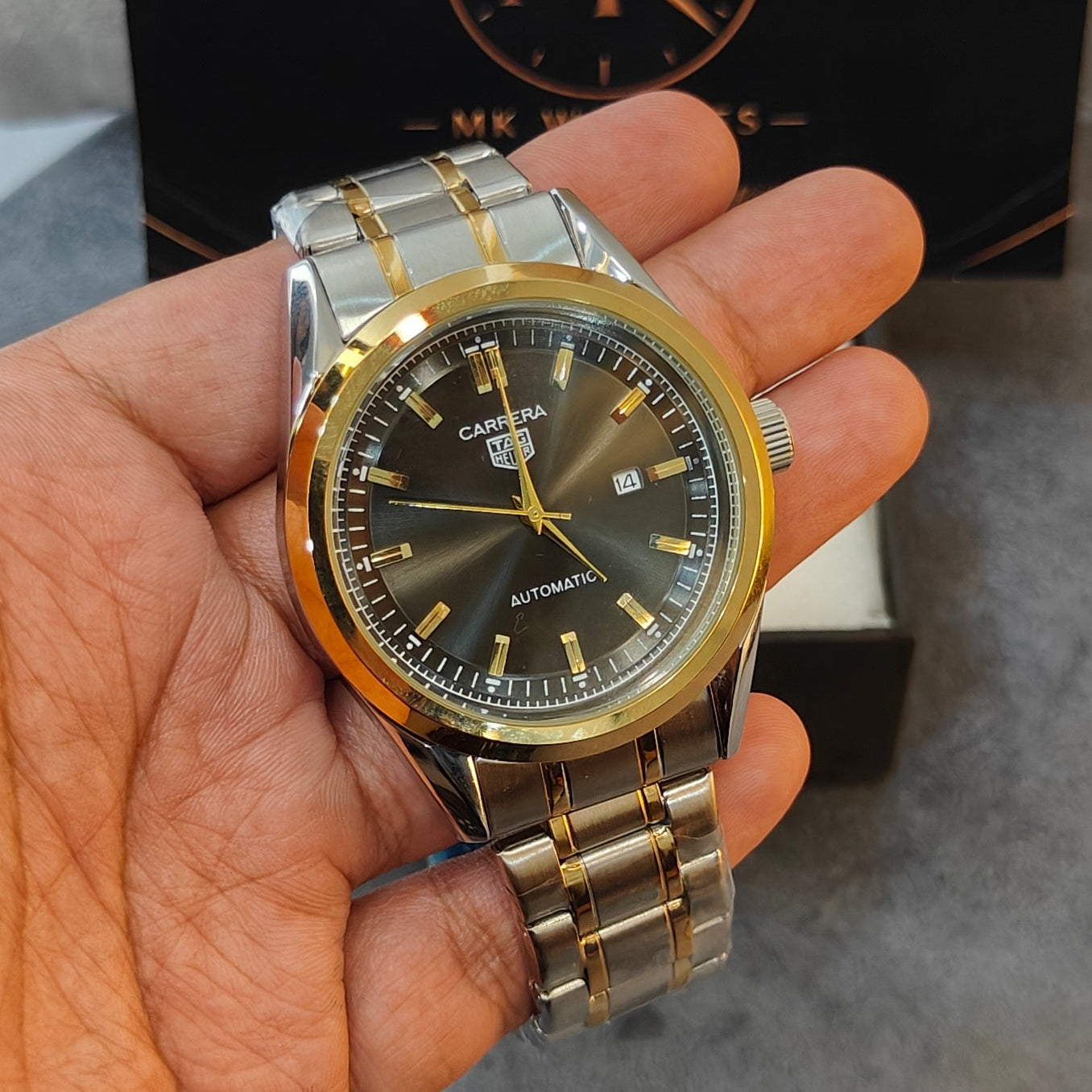 TAG-TWO TONE BLACK DIAL STAINLESS STEEL CHAIN WATCH