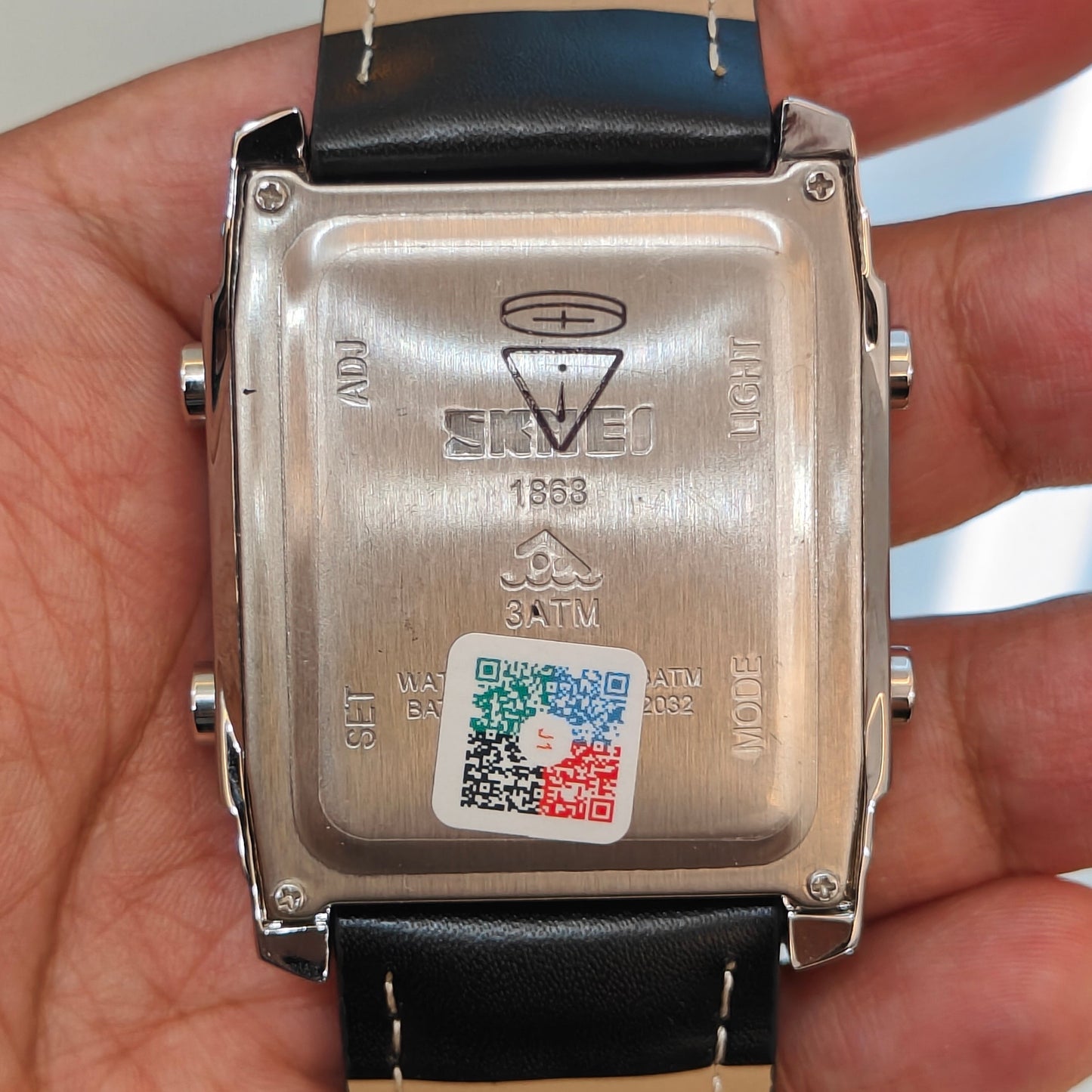 SKMEI-1868 3ATM STRAP LED LUMINOUS WATERPROOF WATCH SILVER DIAL