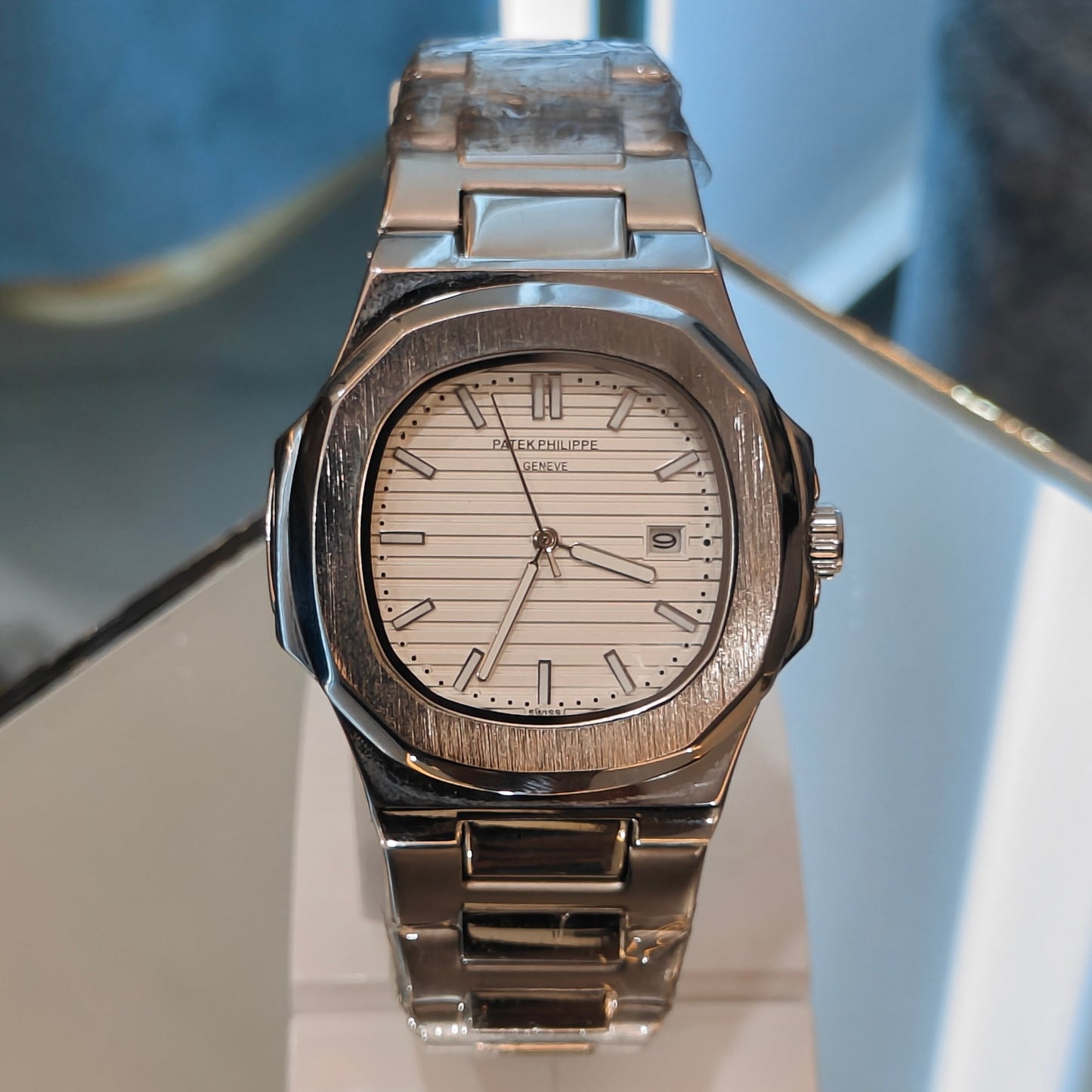 PP NAUTILUS STAINLESS STEEL SILVER